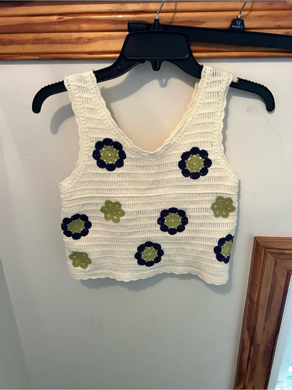 Xtraordinary Cream Crochet Floral Crop Top with Green & Navy Flowers